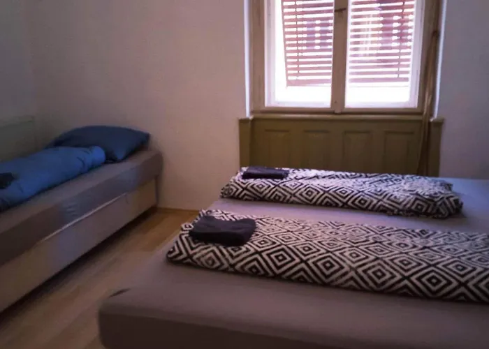 Museum Park Szell Str B- Downtown 1 Bedroom+living Apartament *